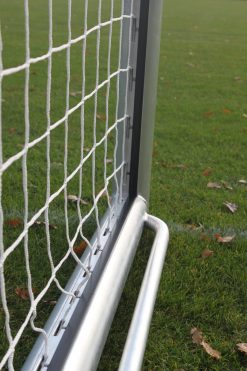 ingefreesd doel RAS detail foto draagbeugell